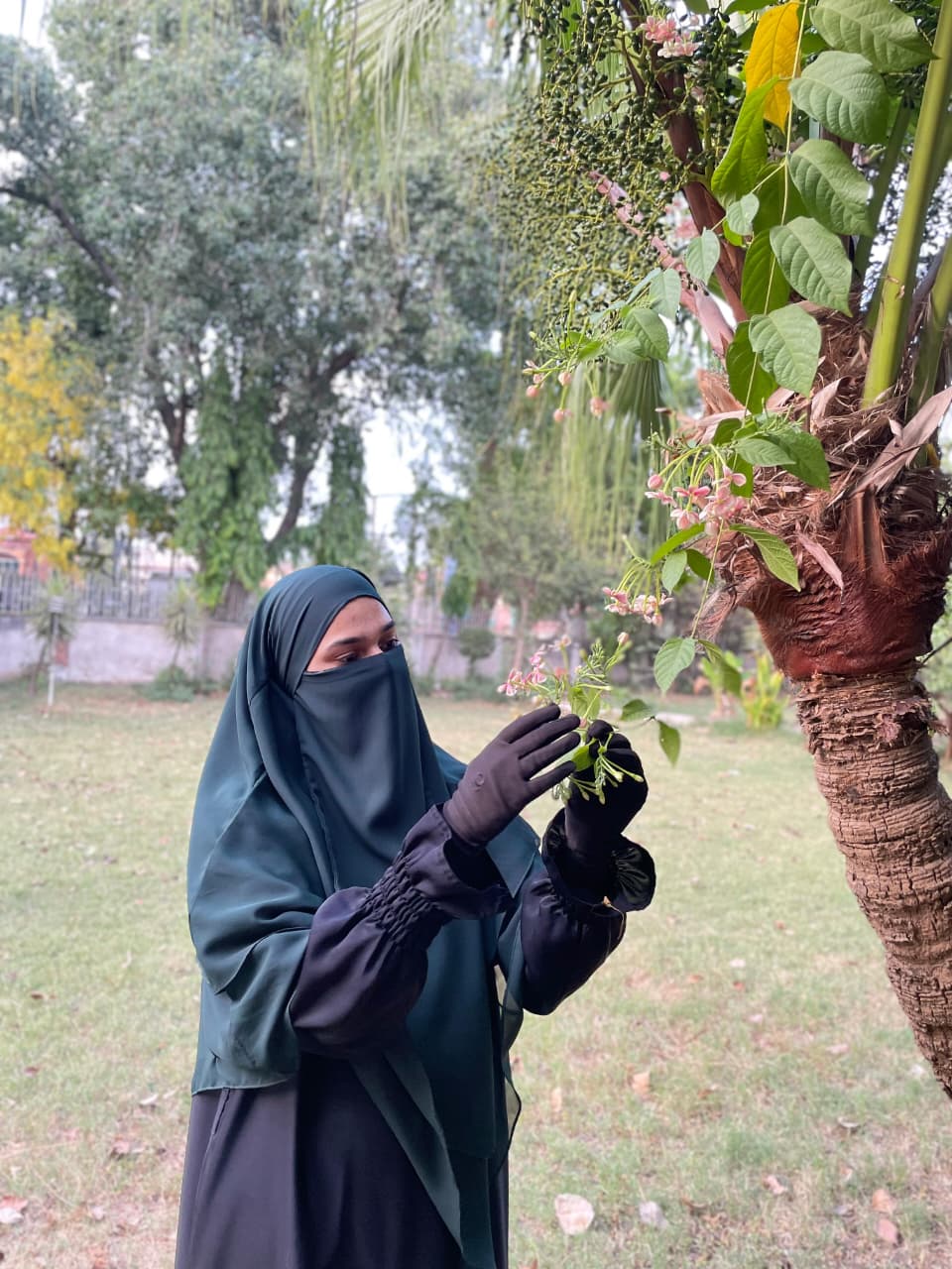 Double Layer Khimar - Dark Green