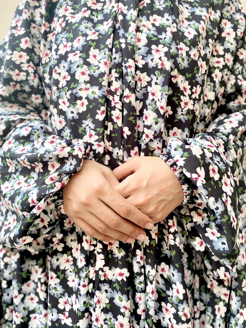 Premium Namaz Chadar - Black Print